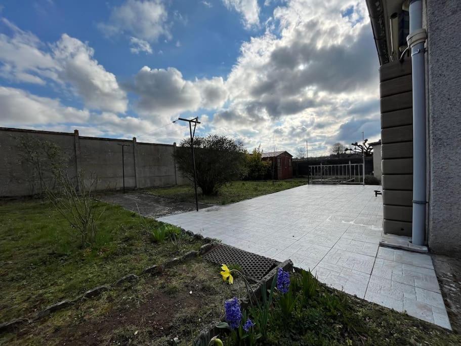 Maisonnette - Jardin Exterieur Champagne-sur-Seine المظهر الخارجي الصورة