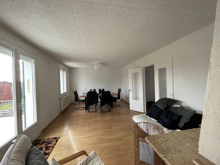 Maisonnette - Jardin Exterieur Champagne-sur-Seine المظهر الخارجي الصورة