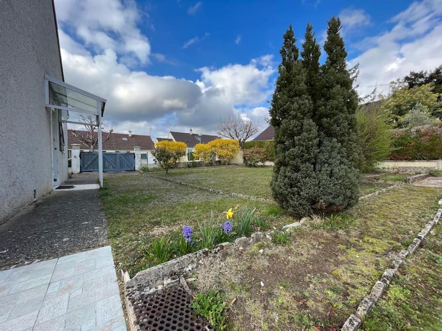 Maisonnette - Jardin Exterieur Champagne-sur-Seine المظهر الخارجي الصورة
